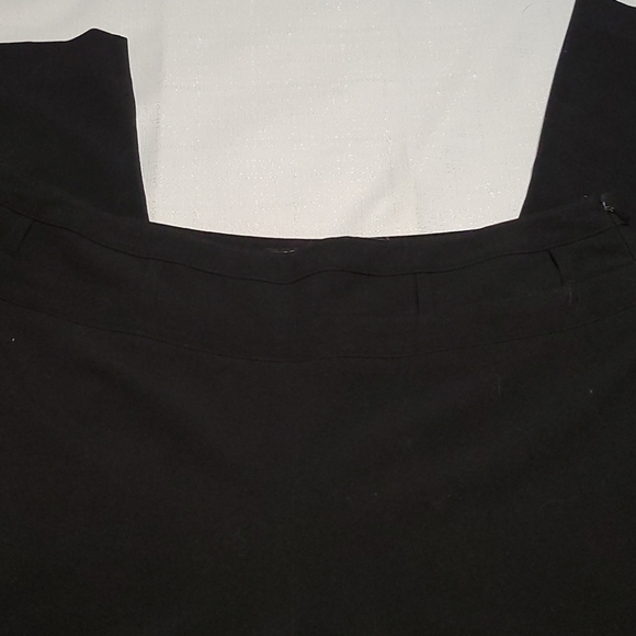 Larry Levine stretch black straight leg dress pants size 14 - Picture 2 of 8